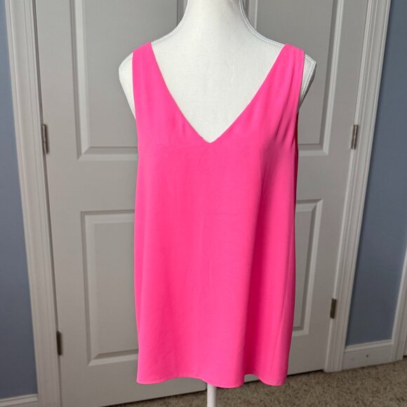 Lilly Pulitzer Florin Reversible Top in Pink Tropics Bunny Hop Size Medium - Picture 5 of 6